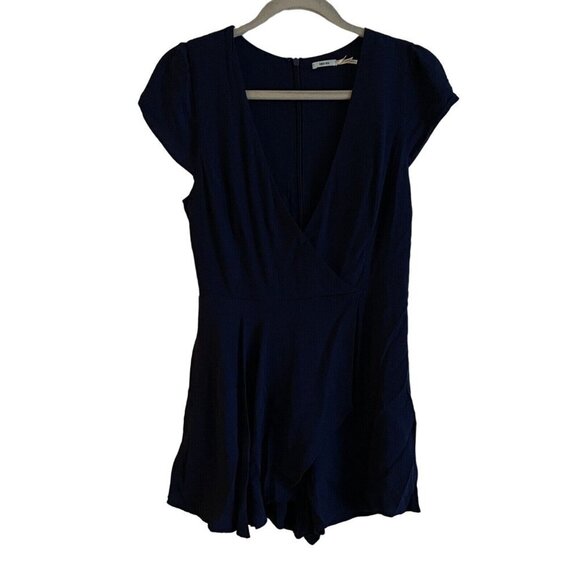 Kimchi Blue Urban Outfitters Women 6 Navy Ruffle Front Faux Wrap Anita Romper - Picture 2 of 9